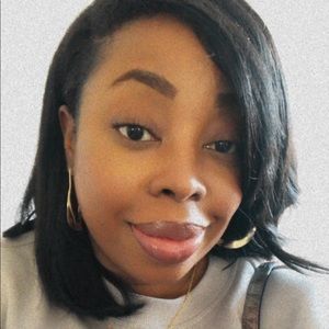 Meet your Posher, Jamila